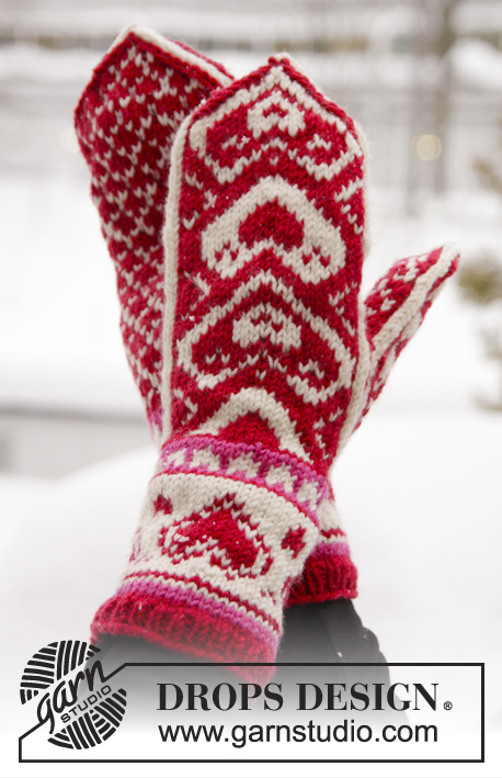 Christmas Mittens / DROPS Extra 0-1011
