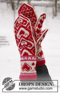 Christmas Mittens / DROPS Extra 0-1011