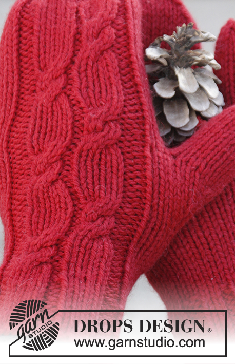 Holiday Touch / DROPS Extra 0-1207 - DROPS Christmas: Knitted DROPS mittens with cables in ”Nepal”.