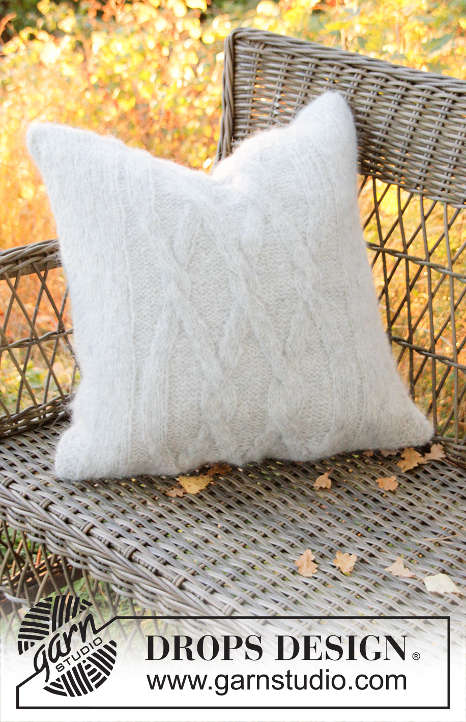 Diamond Bliss Pillow / DROPS Extra 0-1313 - Knitted pillow case with cables in DROPS Air.