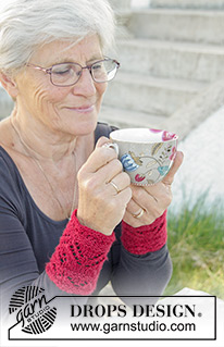 Holiday Plans / DROPS Extra 0-1337 - Manchettes ajourées pour Noël, en DROPS BabyAlpaca Silk