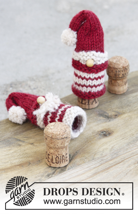 Season's Treats / DROPS Extra 0-1347 - Knitted Santa and Christmas tree bottle cap covers, in garter and stocking stitch. Piece is worked in DROPS Nepal. Theme: Christmas