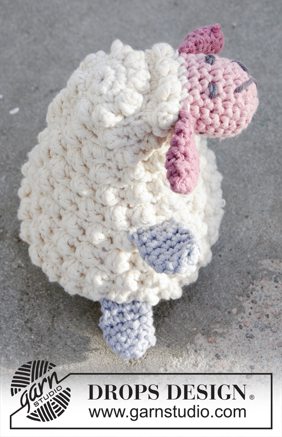 Easter Lamb / DROPS Extra 0-1376 - Velikonoční ovečka háčkovaná z příze DROPS Paris.