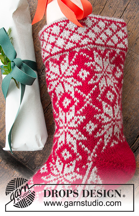 Christmas Wreaths & Stockings / DROPS Extra 0-1393
