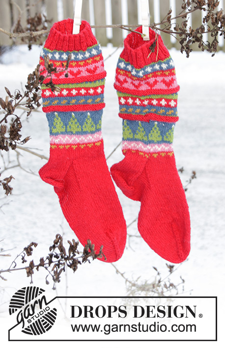 Mistle-Toes / DROPS Extra 0-1397 - Stickade sockor i flerfärgat mönster till jul. Storlek 35 - 43. Arbetet är stickat i DROPS Fabel