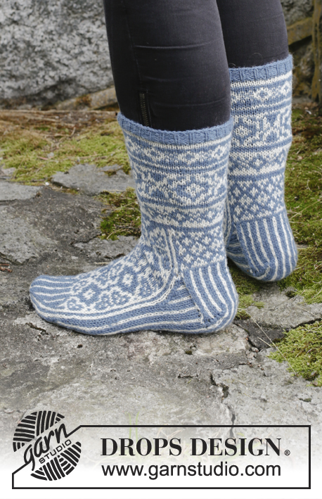 Christmas Socks & Slippers / DROPS Extra 0-1414