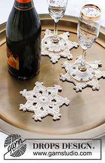 Cheers! / DROPS Extra 0-1566 - Gehaakte onderzetter in de vorm van een ster in DROPS Paris. Thema: Kerst.
