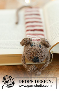 Library Mouse / DROPS Extra 0-1576 - Gebreide muis boekenlegger, met strepen in DROPS Alpaca. Thema: Kerst.