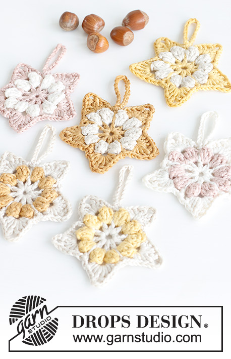 Blooming Stars / DROPS Extra 0-1581 - Crocheted stars Christmas decoration in DROPS Muskat. Theme: Christmas.