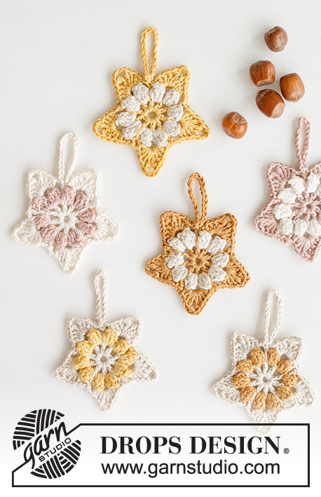 Blooming Stars / DROPS Extra 0-1581 - Crocheted stars Christmas decoration in DROPS Muskat. Theme: Christmas.