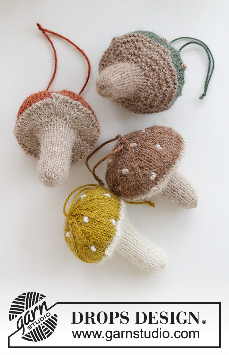 Enchanted Mushrooms / DROPS Extra 0-1584 - Knitted mushroom/Christmas decoration in Alpaca with garter stitch or stocking stitch and French knots. Work from bottom up. Theme: Christmas.