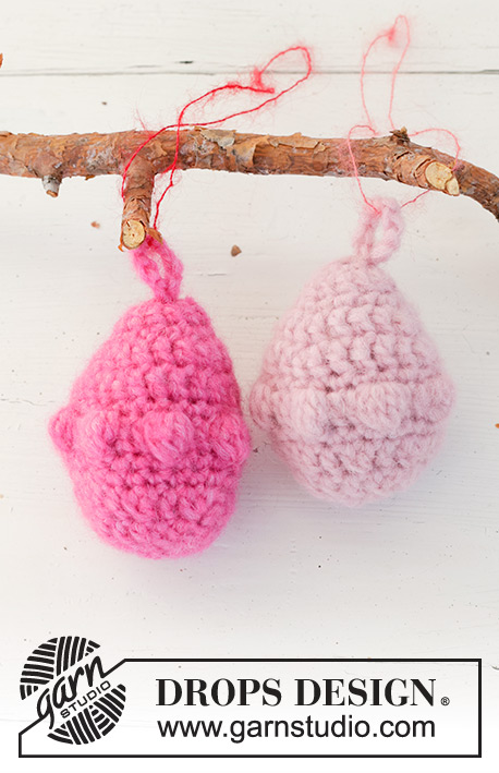 Easter Eggs / DROPS Extra 0-1597 - Crocheted Easter eggs in DROPS Air. Piece is worked in the round top down with bobbles. Theme: Easter.