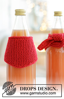 Shawl We Toast? / DROPS Extra 0-1613 - Knitted bottle shawl in DROPS BabyMerino. The piece is worked back and forth in garter stitch. Theme: Christmas.