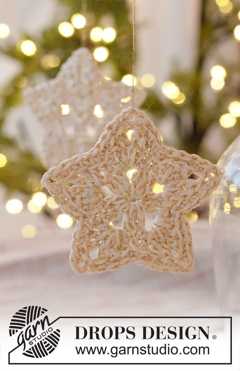 Enchanted Wish / DROPS Extra 0-1647 - Crocheted star/Christmas decoration in DROPS Safran and DROPS Glitter. The piece is worked in the round, middle outwards. Theme: Christmas.