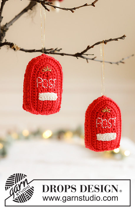 Santa's Mailbox / DROPS Extra 0-1667 - Crocheted postbox/Christmas decoration in DROPS Safran and DROPS Glitter. Theme: Christmas.