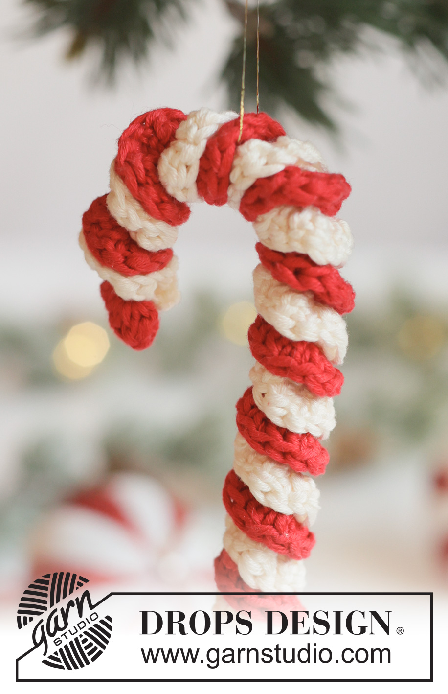 Holiday Treat / DROPS Extra 0-1675 - Crocheted sugar cane/Christmas decoration in DROPS Muskat. Piece is worked in a spiral with treble crochets. Theme: Christmas.