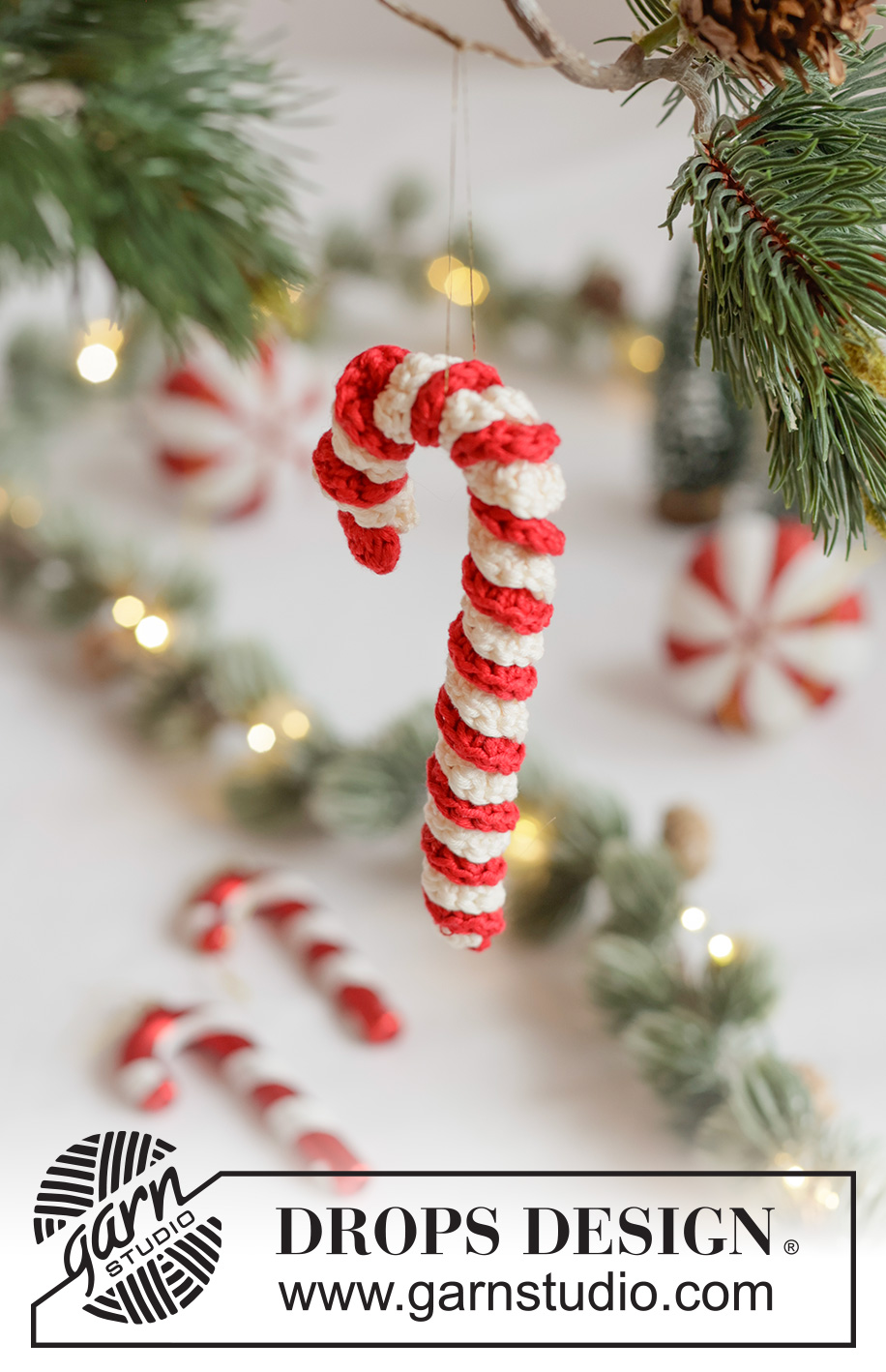 Holiday Treat / DROPS Extra 0-1675 - Crocheted sugar cane/Christmas decoration in DROPS Muskat. Piece is worked in a spiral with treble crochets. Theme: Christmas.