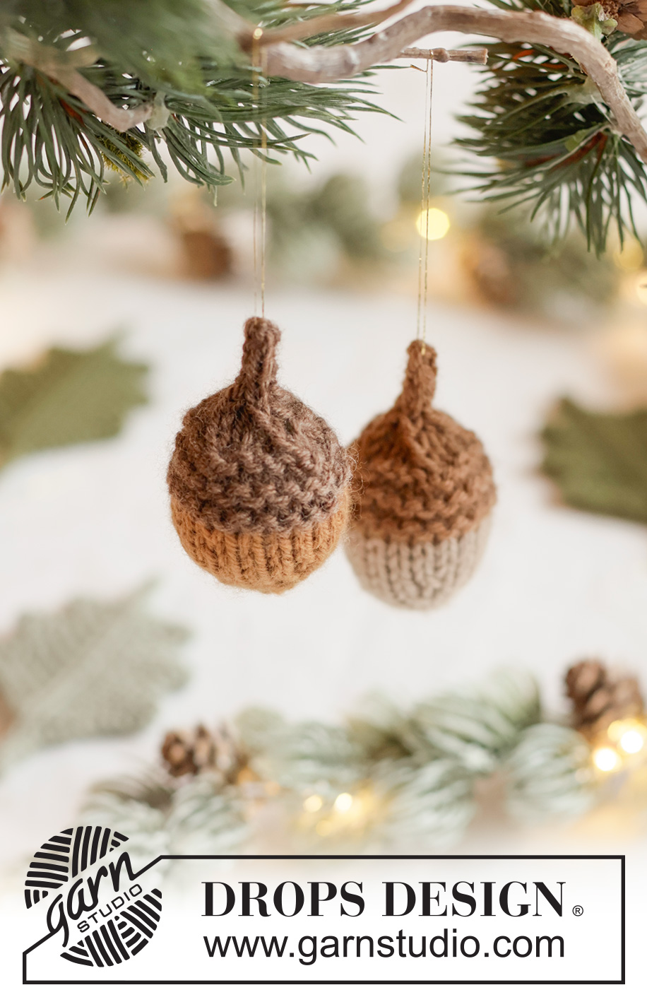 Winter Woodland / DROPS Extra 0-1681 - DROPS Daisy lõngast kootud jõulukaunistus lehega tammetõru jõuludeks