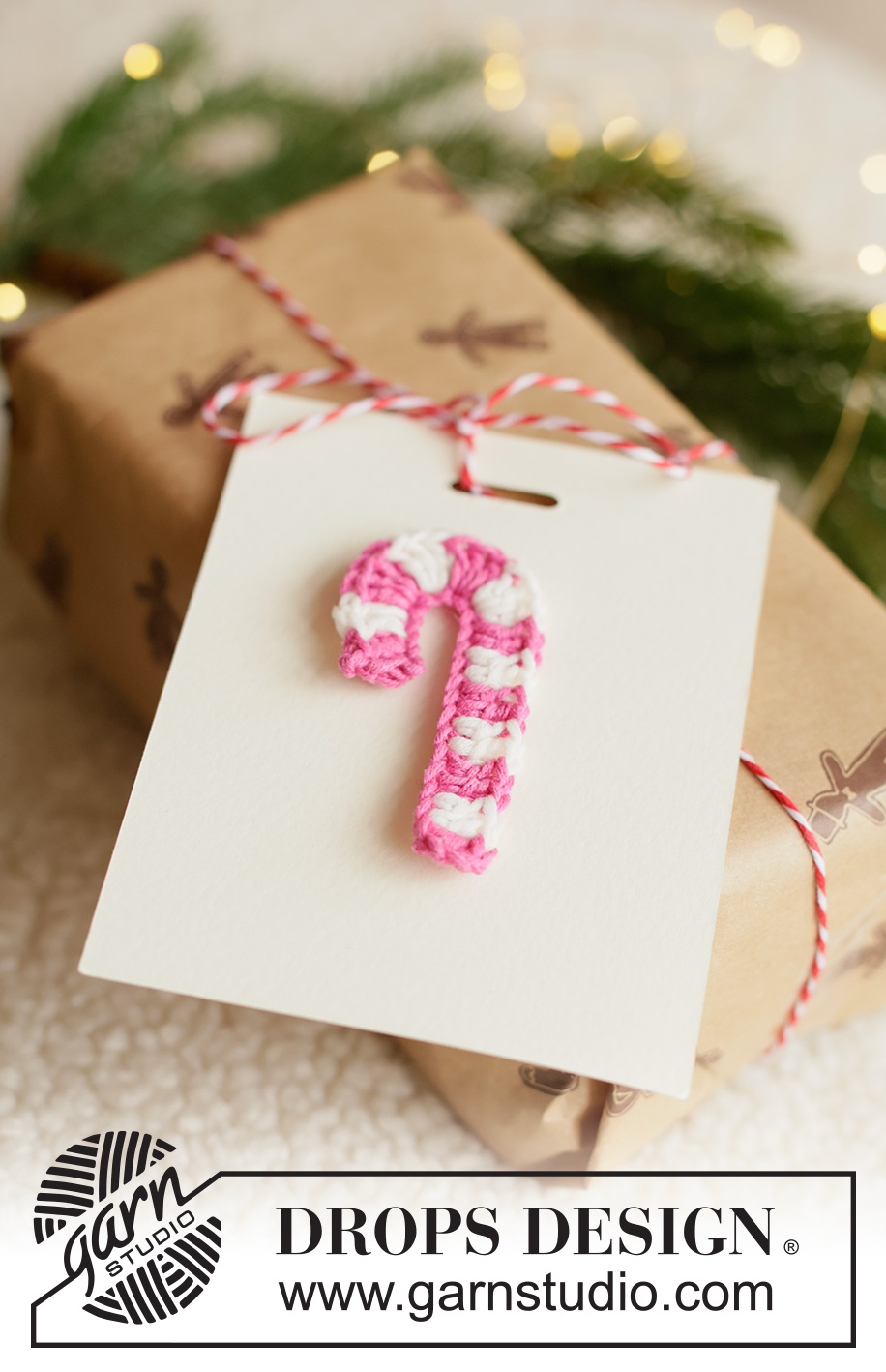 Christmas Treats / DROPS Extra 0-1683 - Virkatut joulukoristeet / paketti, karkkikeppi, joulukuusi, seppele ja tähti DROPS Safran-langasta. Teema: Joulu.
