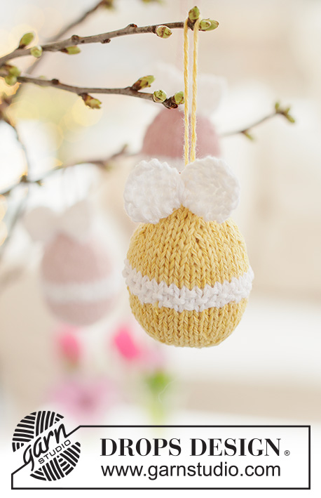 Pastel Treasure / DROPS Extra 0-1688 - Œuf de Pâques tricoté en DROPS Belle. Se tricote de bas en haut en jersey et point de riz, avec un nœud.  Thème: Pâques.