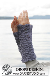 Hand it to You / DROPS Extra 0-415 - DROPS Alpaca lõngast kootud lainelise mustriga randmesoojendajad