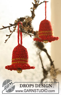 Din Don Dan / DROPS Extra 0-513 - Campana de Navidad en ganchillo en DROPS Cotton Viscose o DROPS Safran y DROPS Glitter.