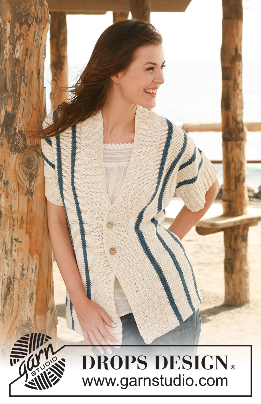 DROPS Extra 0-618 - DROPS Knitted jacket with short sleeves and stripes, worked sideways from sleeve to sleeve in “Paris”. Sizes S - XXXL