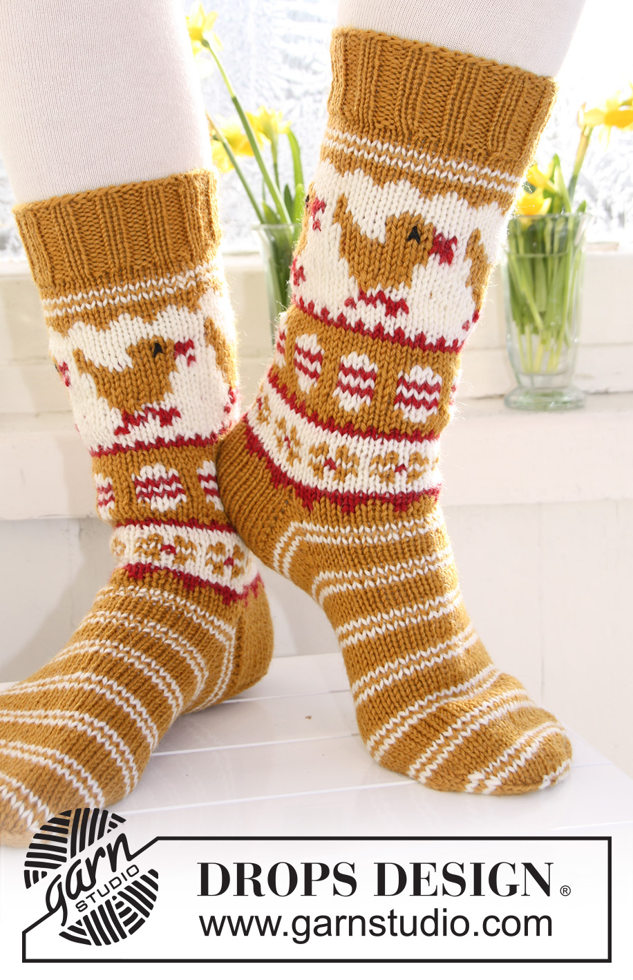 Pio Pio / DROPS Extra 0-625 - Knitted DROPS socks in ”Karisma” with Easter pattern. Size 32-43.