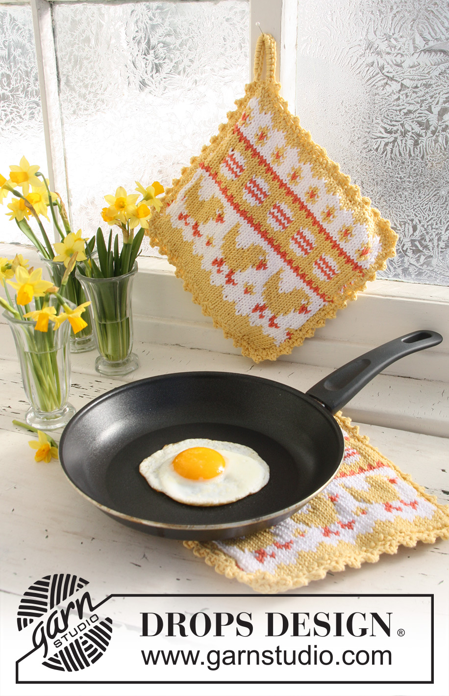 Easter Brunch / DROPS Extra 0-626 - DROPS knitted Easter pot holder with pattern in ”Paris”.  