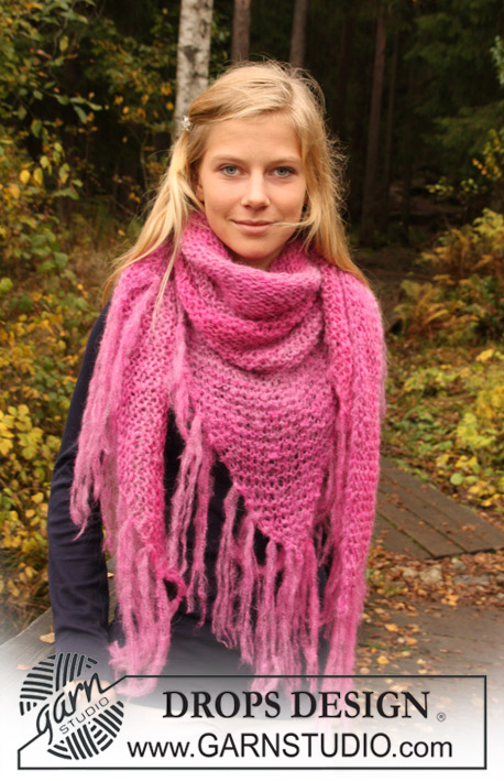 Mirabella / DROPS Extra 0-716 - Dreieckiger Schal in Verdi.
DROPS design: Model Nr.: VE-001