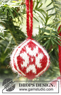 Snowflake Rounds / DROPS Extra 0-785 - Boules de Noël tricotées avec 2 fils DROPS Alpaca et jacquard étoile.
Thème: Noël