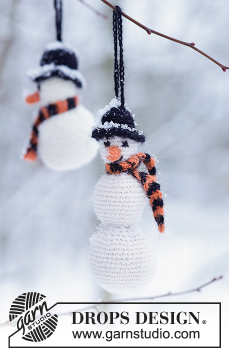 Frosty The Snowman / DROPS Extra 0-801 - Noël DROPS :Bonhomme de neige au crochet, en Alpaca.