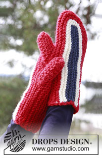 Norway Mittens / DROPS Extra 0-815 - Rillestrikket DROPS vott strikket sidelengs fra side til side i ”Alaska”. Vinkelstrikket. Str S-L