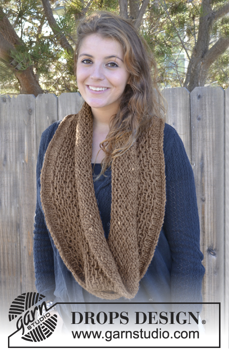 Hilda / DROPS Extra 0-853 - Knitted DROPS Neck warmer in Drops Loves You #2 or Snow