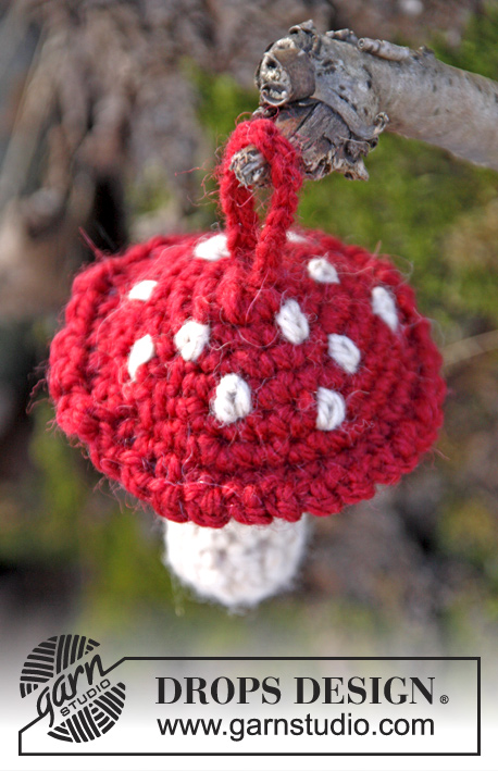 Fairy Garden / DROPS Extra 0-862 - Virkad flugsvamp / svamp i DROPS Nepal till jul.
