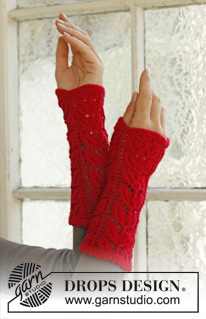 Christmas Mittens / DROPS Extra 0-866