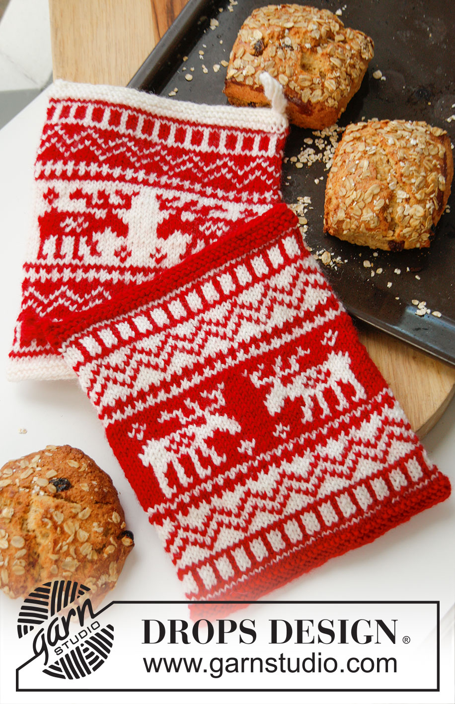 Oh Deer / DROPS Extra 0-869 - Gebreide DROPS pannenlap voor Kerst met Noors patroon van “Muskat”. 
