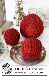 DROPS Extra 0-876 - Kraus rechte gestrickte DROPS Weihnachtsdekorationskugeln in “Andes”
