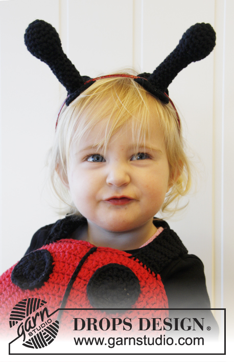 Ladybug in training / DROPS Extra 0-891 - Heklet marihøne kostyme med seler til barn i DROPS Paris. 