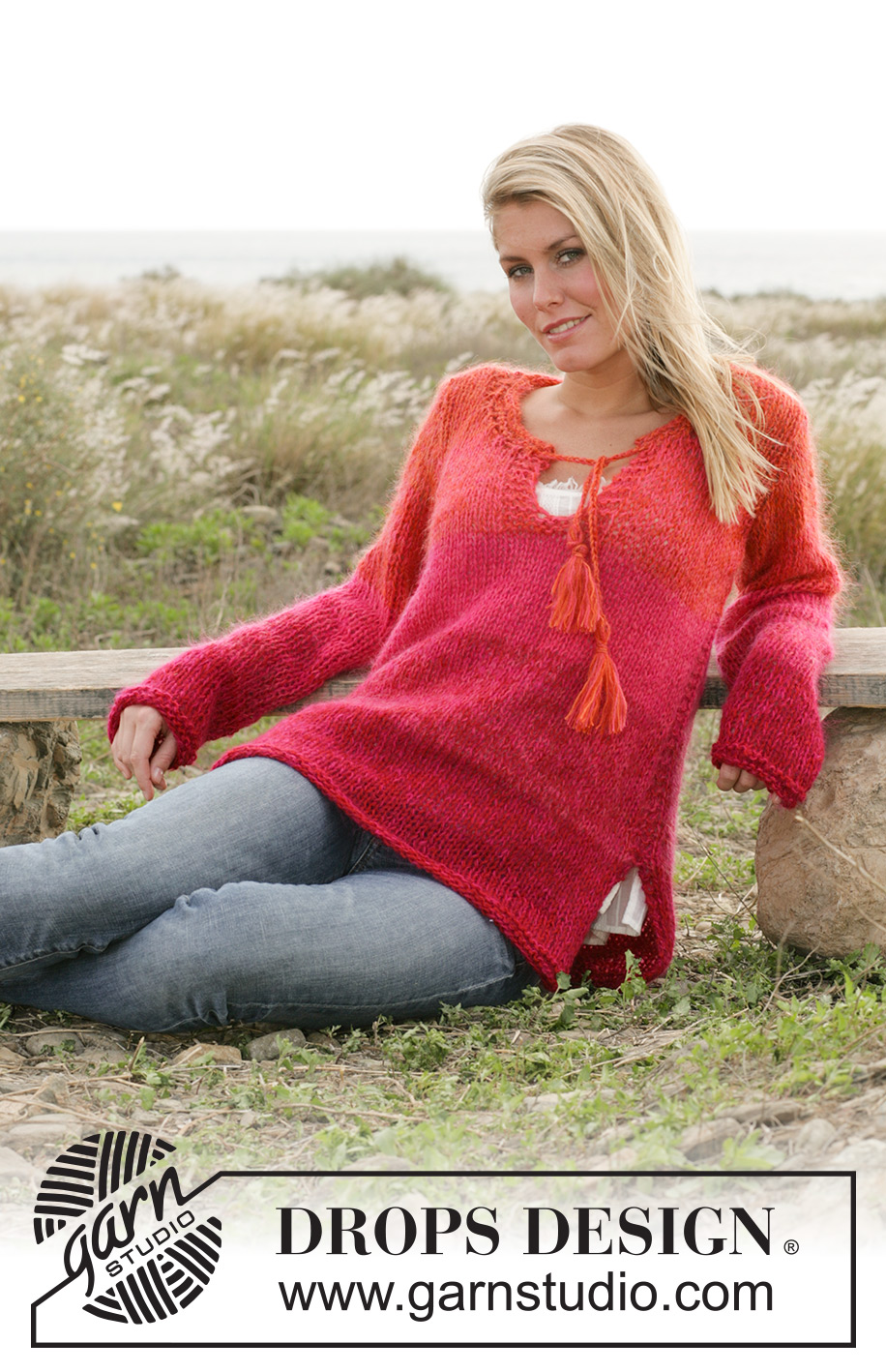 Sunset Kiss / DROPS 100-3 - DROPS tunika med striper i Vivaldi eller Brushed Alpaca Silk og Alpaca. Str S-XXL