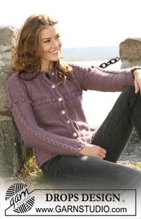 DROPS 102-29 - DROPS jakke i ”Silke-Alpaca” med snoninger og rund bærestykke. Str S til XXXL.