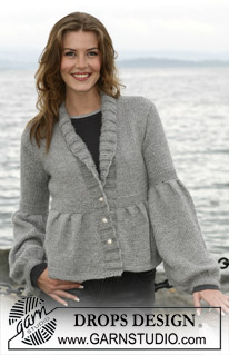 DROPS 104-6 - DROPS jacket with pleats in ”Silke-Alpaca” Ordinary sleeves or sleeves with width and pleats