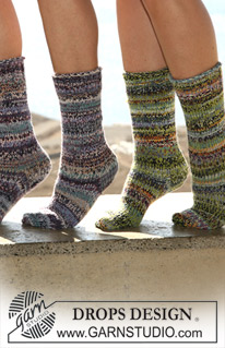 Michigan / DROPS 106-22 - DROPS slätstickade sockor med resår i 2 trådar ”Fabel”.