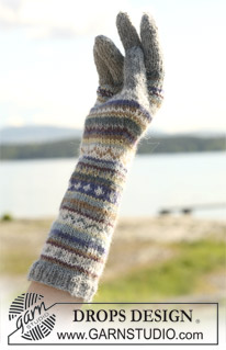 Valeria Set / DROPS 108-11 - Set comprising: DROPS scarf worked in the round and gloves in multi colored pattern in  ”Alpaca”.
