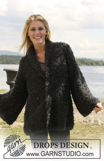DROPS 109-40 - Knitted DROPS jacket with collar in ”Puddel”. Size S - XXXL.