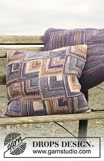 Domino Cushion / DROPS 109-59 - Kussen met Dominoruitjes van DROPS Fabel