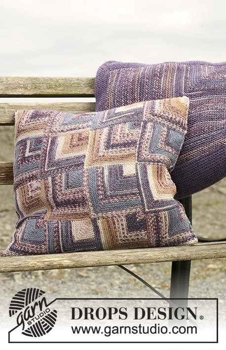Domino Cushion / DROPS 109-59 - Kussen met Dominoruitjes van DROPS Fabel
