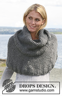 Loch Lomond / DROPS 110-14 - DROPS neck warmer in moss st in ”Snow”. Size S - XXXL. Yarn alternative “Polaris”