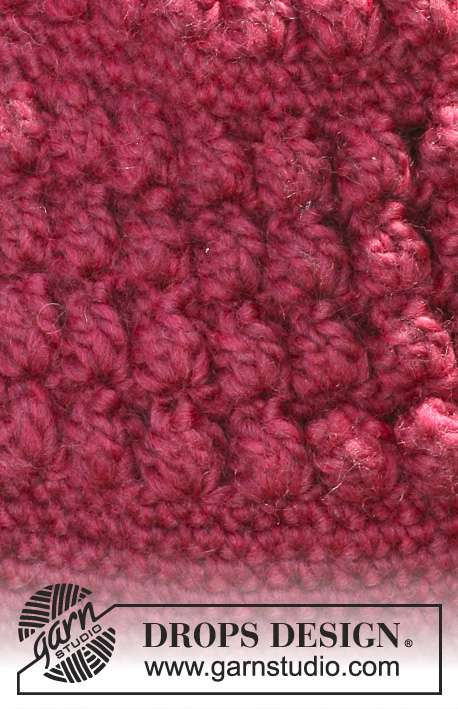 Raspberry Clusters Bag / DROPS 110-7 - Sac au crochet DROPS au point Popcorn en Snow