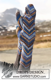 Touch the Sky / DROPS 114-18 - DROPS mittens with zigzag pattern in ”Fabel”.